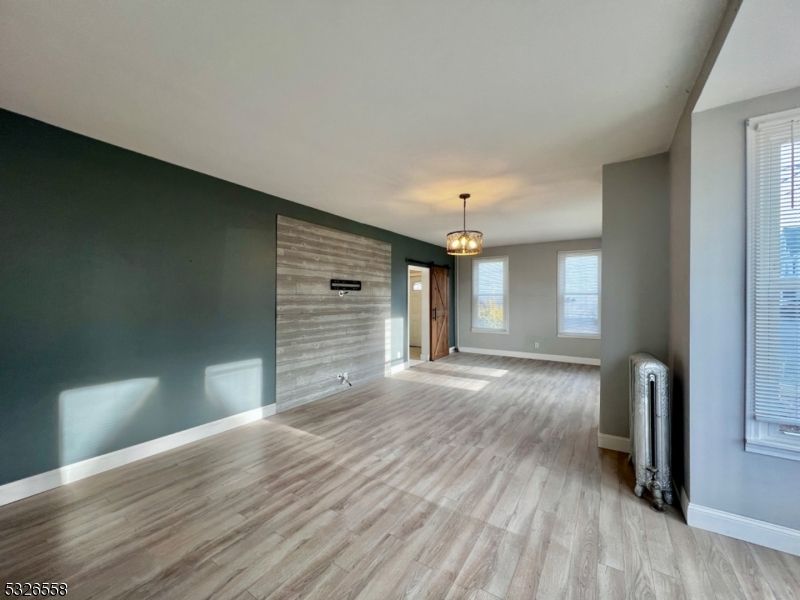Empty room, Interior, Pendant Lights, Wood Texture Flooring