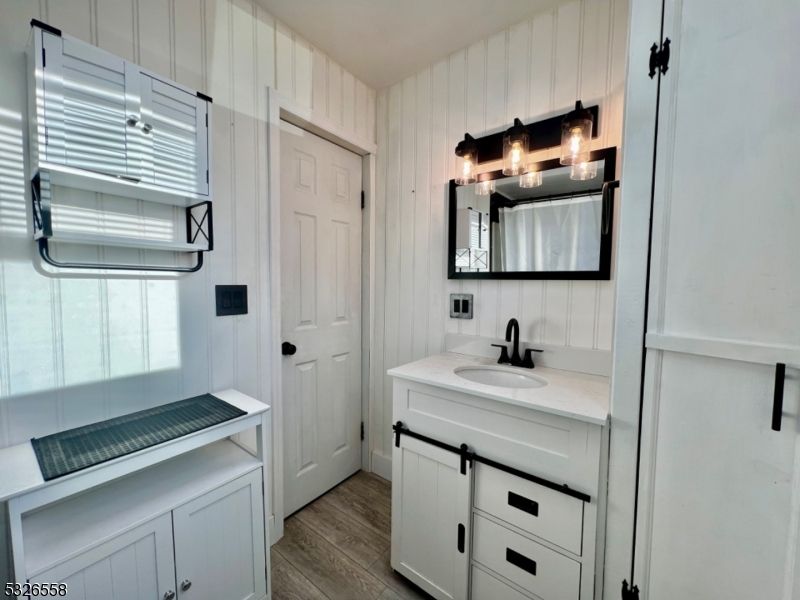 Bathroom, Interior, Wood Texture Flooring