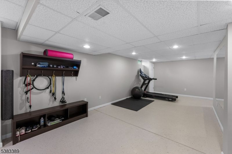 Fitness Equipment, Interior, Recessed Lighting