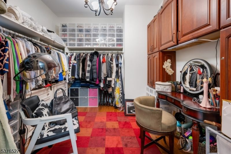 Chandelier, Interior, Walk-in Closets