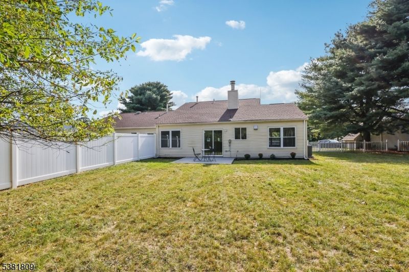 DE Listing image placeholder