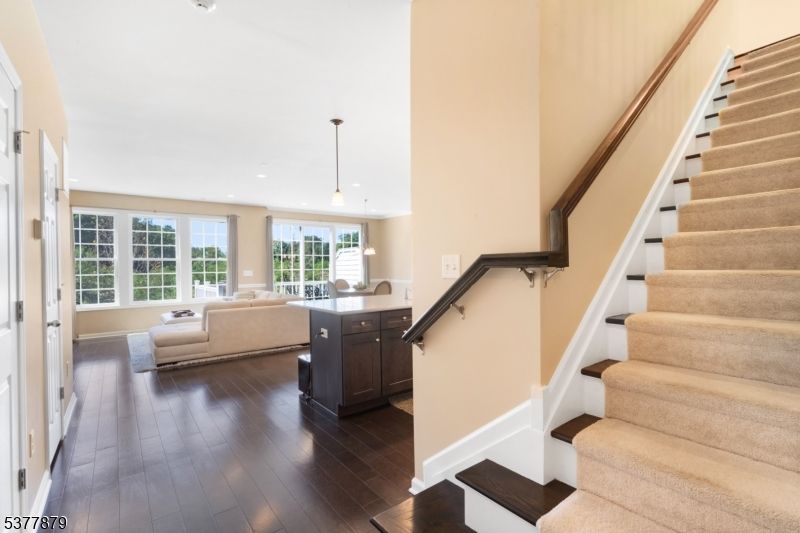 Interior, Living room, Pendant Lights, Recessed Lighting, Wood Texture Flooring