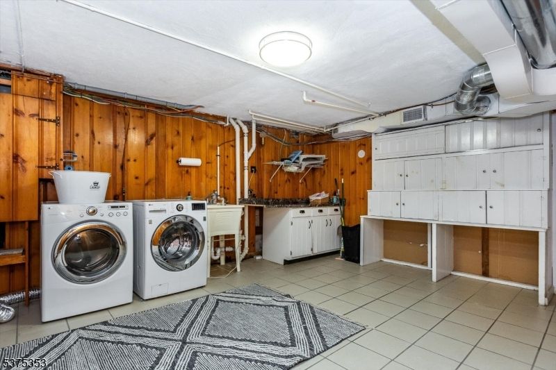 Interior, Washer, Wooden Walls