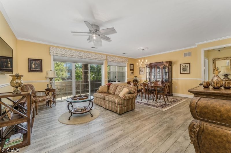 Chandelier, Dining room, Interior, Living room, Wood Texture Flooring