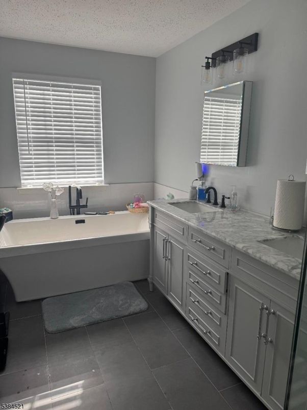 Bathroom, Dual Sink Vanities, Free Standing Baths, Interior