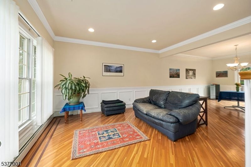 Chandelier, Interior, Recessed Lighting, Wood Texture Flooring