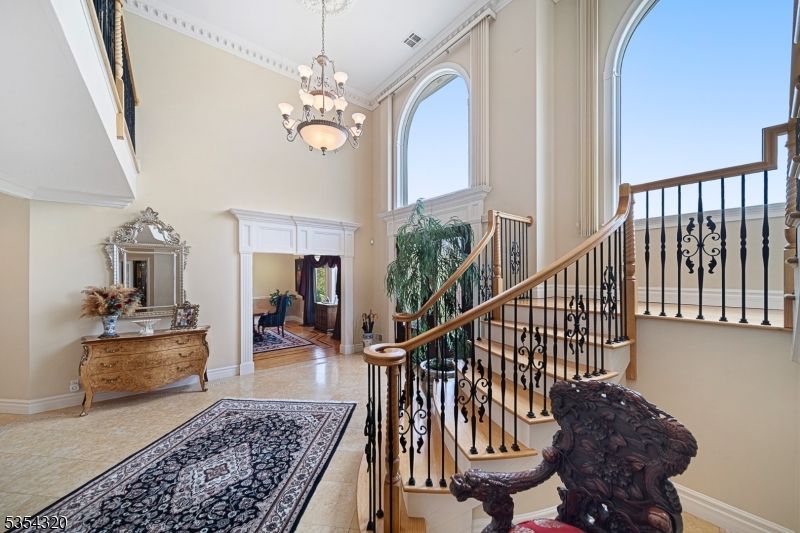 Chandelier, Interior