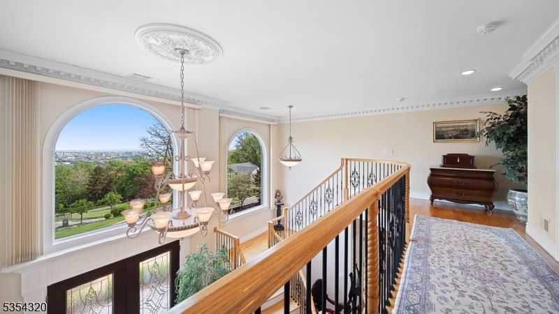 Interior, Pendant Lights, Piano, Recessed Lighting, Wood Texture Flooring