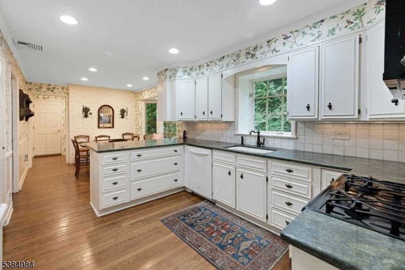 Dining room, Interior, Kitchen, Recessed Lighting, Wood Texture Flooring