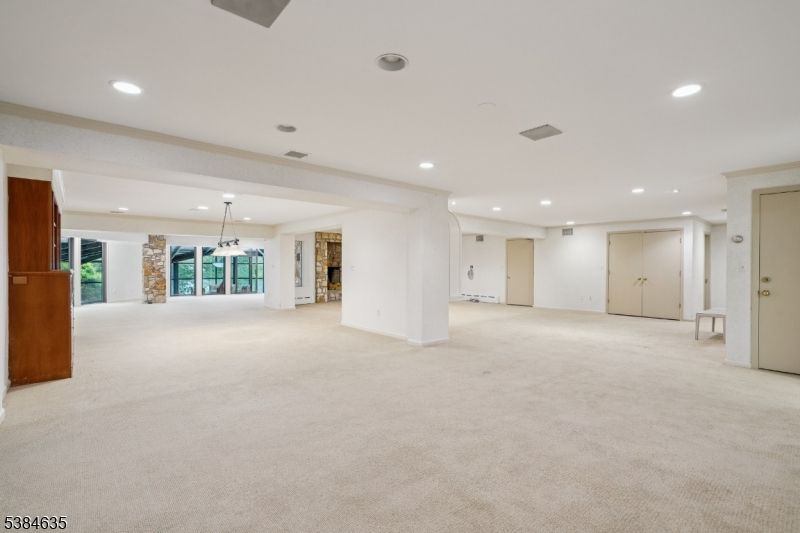 Empty room, Interior, Pendant Lights, Recessed Lighting