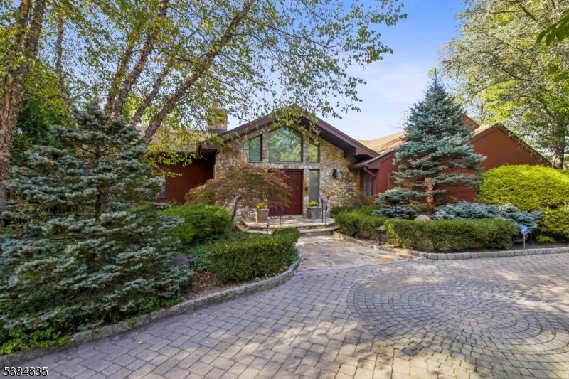 Exterior, Facade, Brick Facade, Tudor Revival