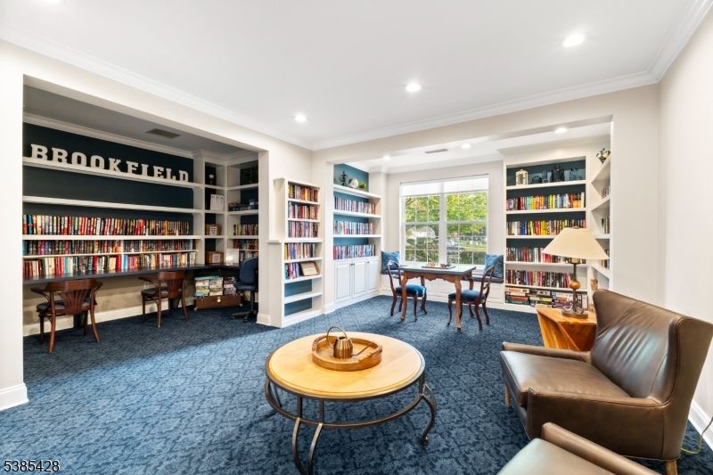 Dining room, Interior, Recessed Lighting