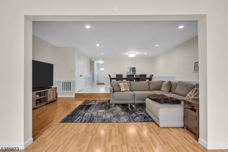 Dining room, Interior, Living room, Recessed Lighting, Wood Texture Flooring