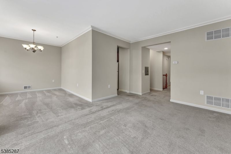Chandelier, Empty room, Interior, Recessed Lighting