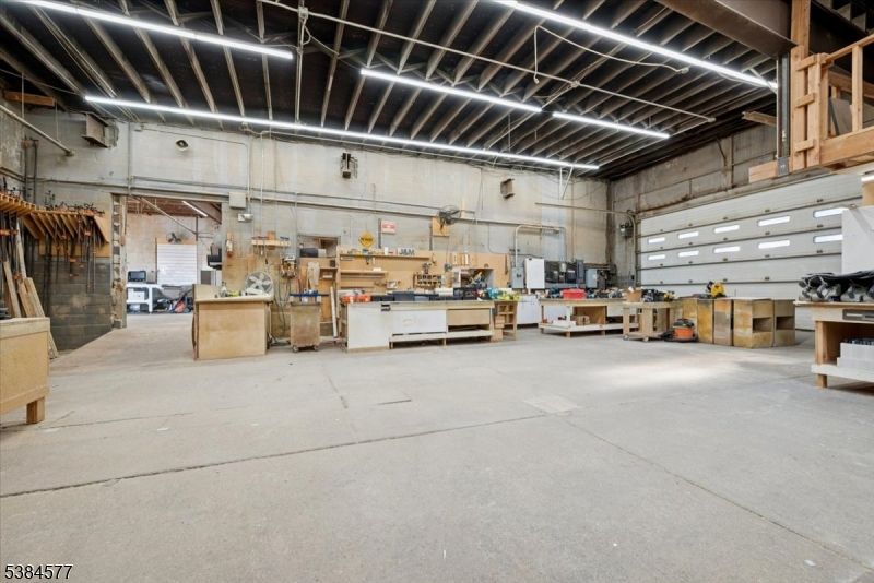 Garage, Interior, Stone Walls