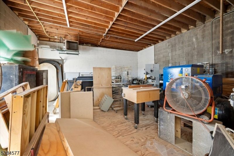 Interior, Piano, Wooden Beams, Wooden Ceilings