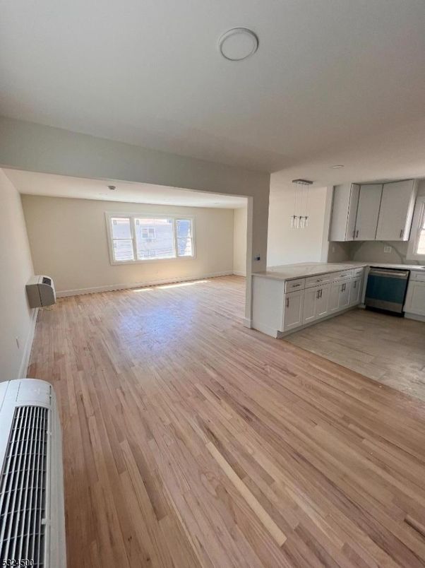 Empty room, Interior, Kitchen, Wood Texture Flooring