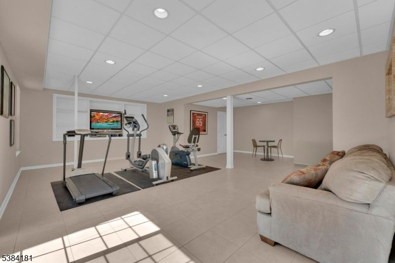 Fitness Equipment, Interior, Recessed Lighting