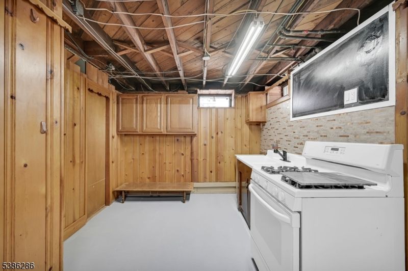 Interior, Kitchen, Washer, Wooden Beams, Wooden Ceilings, Wooden Walls