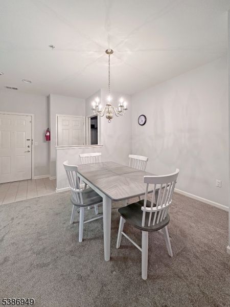 Chandelier, Dining room, Interior