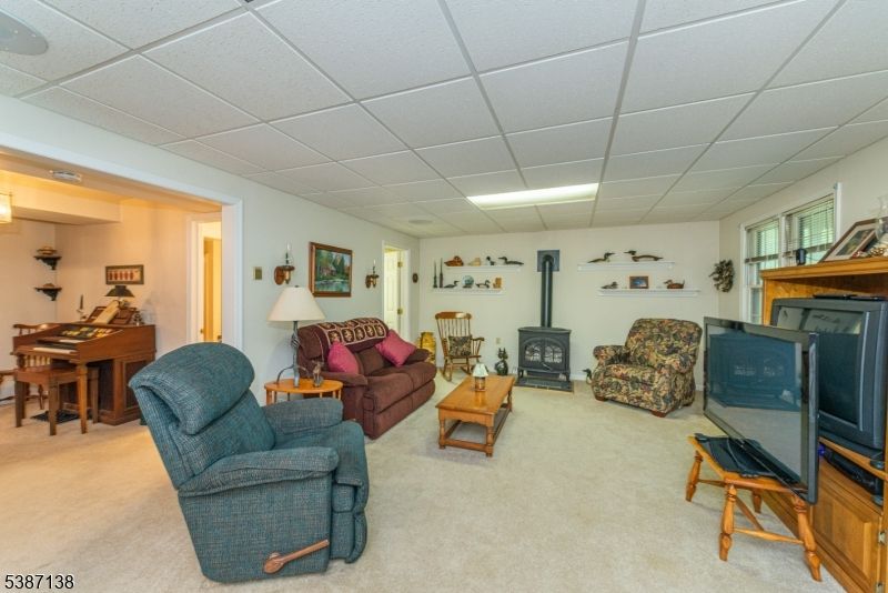 Fireplace, Interior, Living room, Piano, Recessed Lighting