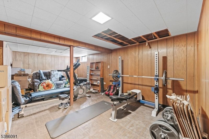 Fitness Equipment, Interior, Recessed Lighting, Wooden Walls