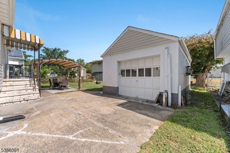 Backyard, Detached Garage, Exterior