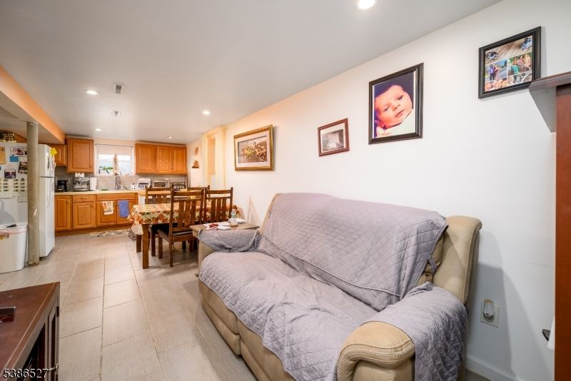 Dining room, Interior, Kitchen, Recessed Lighting