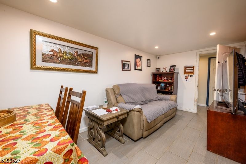 Dining room, Interior, Living room, Recessed Lighting