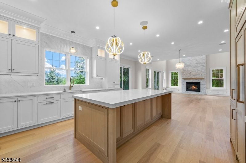 Fireplace, Interior, Kitchen, Pendant Lights, Recessed Lighting, Wood Texture Flooring