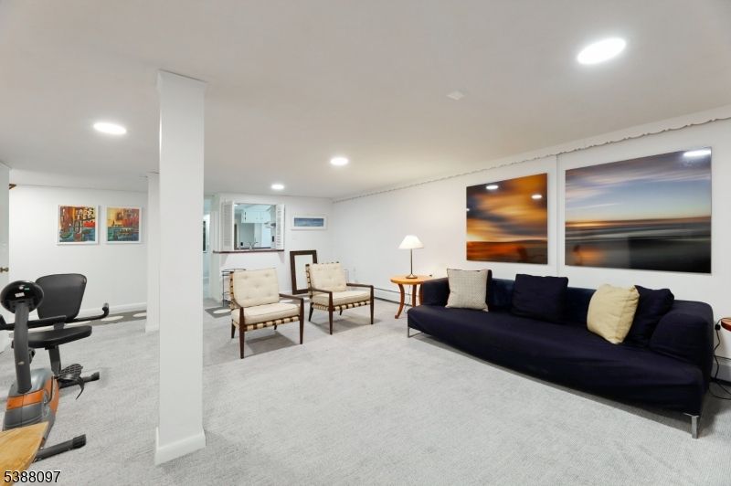 Fitness Equipment, Interior, Recessed Lighting