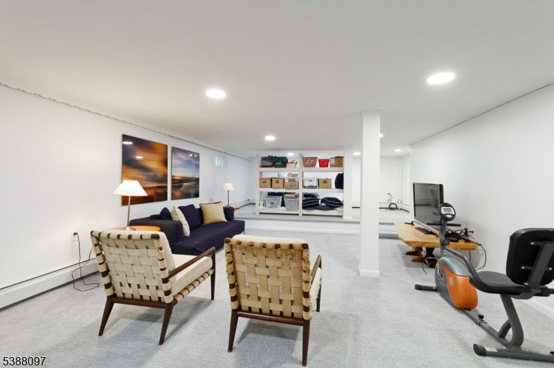 Fitness Equipment, Home Office, Interior, Living room, Recessed Lighting