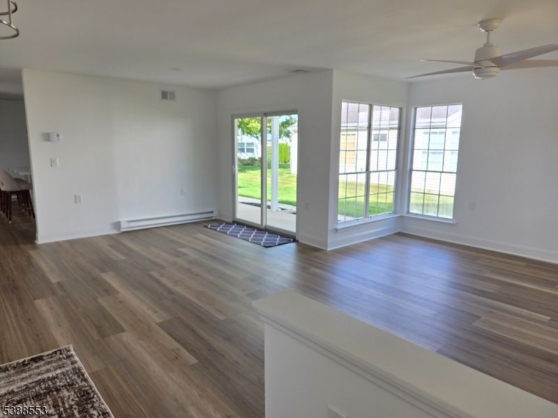 Empty room, Interior, Wood Texture Flooring