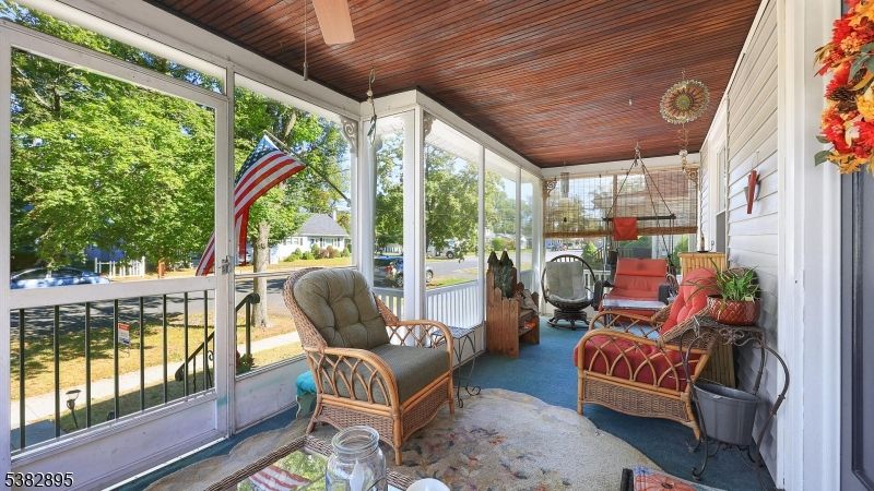 Interior, Sun Room, Wooden Ceilings