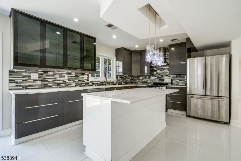 Chandelier, Interior, Kitchen, Pendant Lights, Recessed Lighting, Stainless Steel Appliances