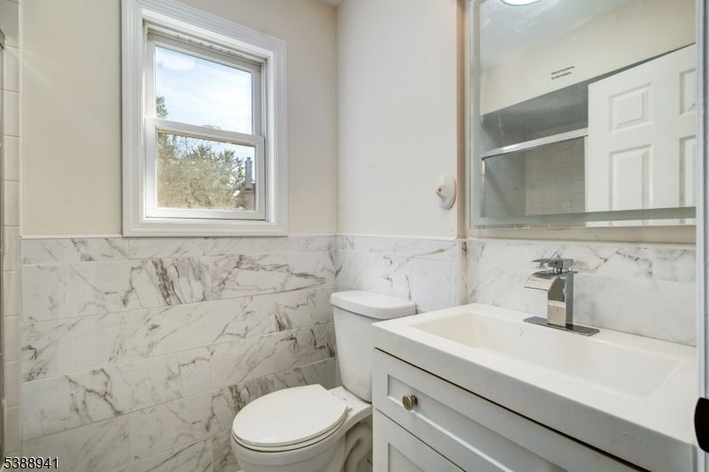 Bathroom, Interior, Marble Walls