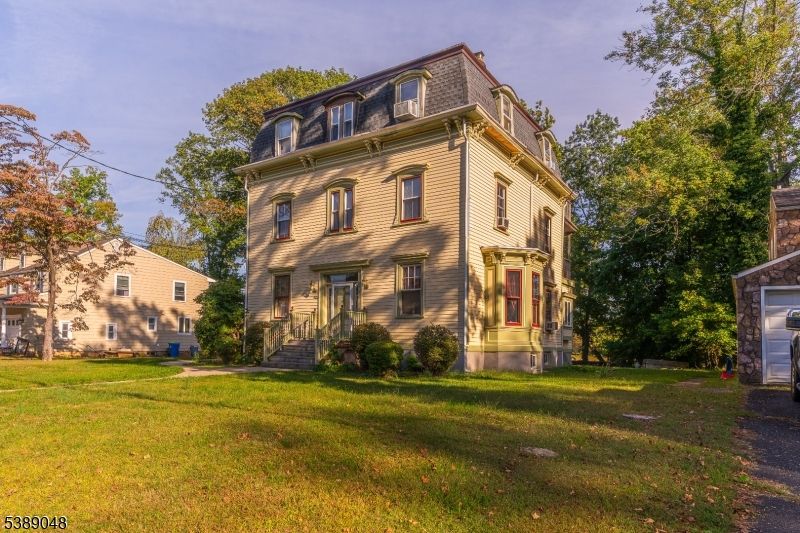 Backyard, Exterior, Facade, Georgian