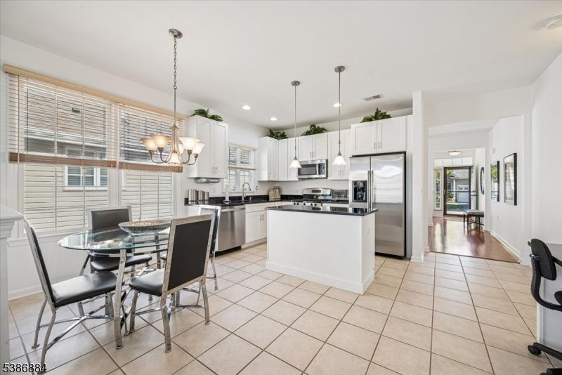 Dining room, Interior, Kitchen, Pendant Lights, Recessed Lighting, Stainless Steel Appliances