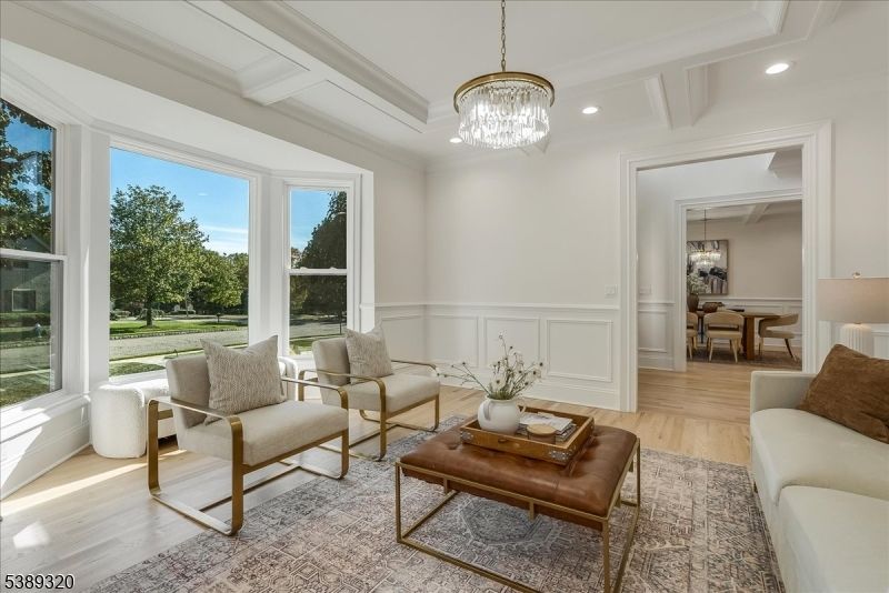 Chandelier, Dining room, Interior, Living room, Pendant Lights, Recessed Lighting, Wood Texture Flooring
