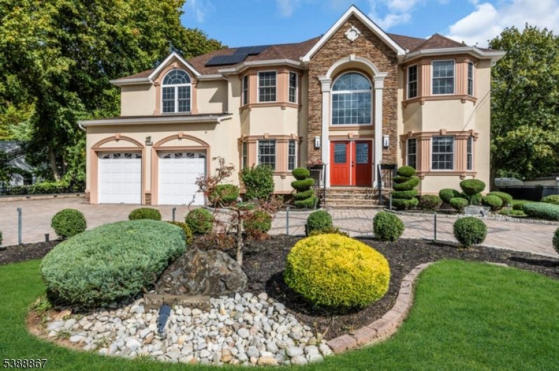 Attached, Exterior, Facade, Solar Panels, French Provincial