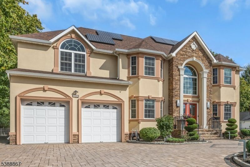 Attached, Exterior, Facade, Solar Panels, French Provincial