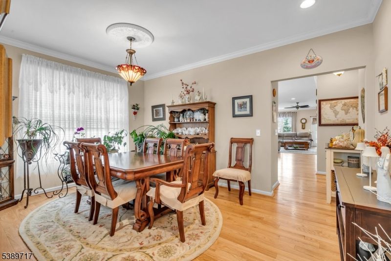 Dining room, Interior, Pendant Lights, Recessed Lighting, Wood Texture Flooring