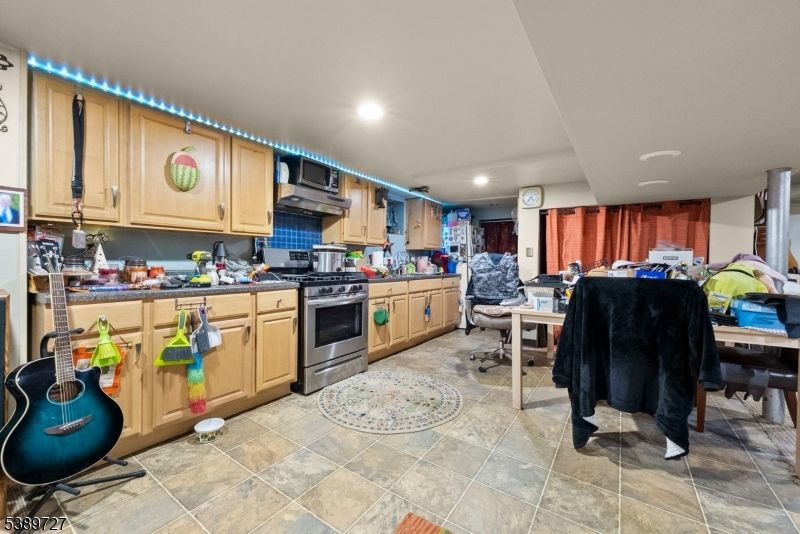 Dining room, Interior, Kitchen, Recessed Lighting