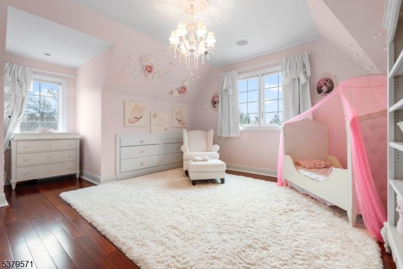 Chandelier, Interior, Recessed Lighting, Wood Texture Flooring