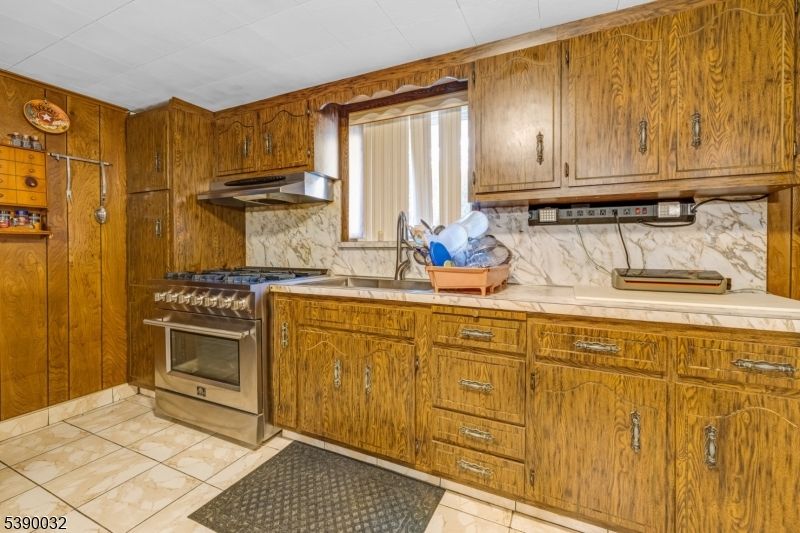 Interior, Kitchen, Marble Walls