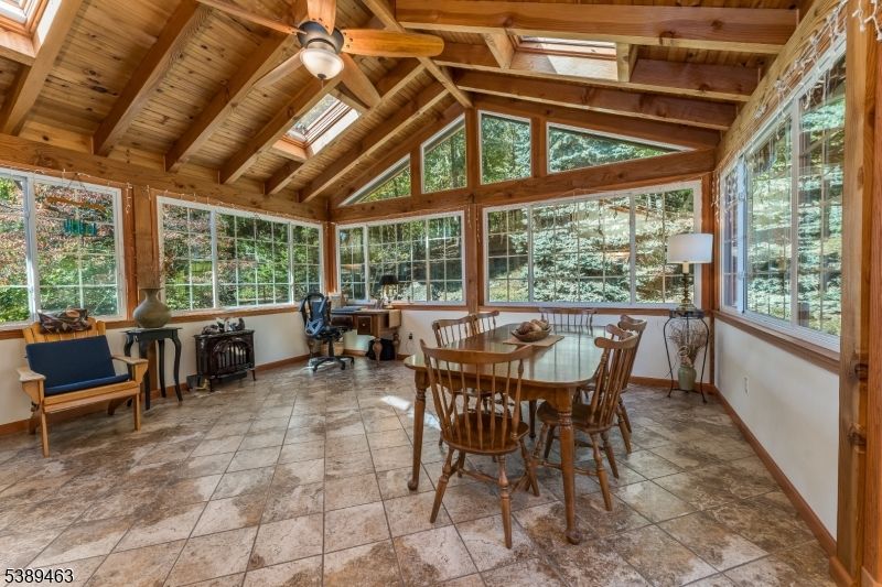 Dining room, Interior, Sun Room, Wooden Beams, Wooden Ceilings