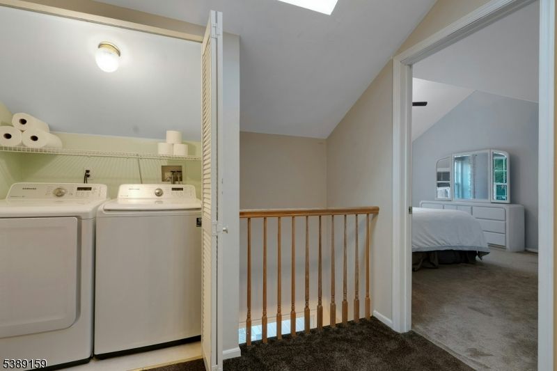 Bedroom, Interior, Utility Closets, Washer
