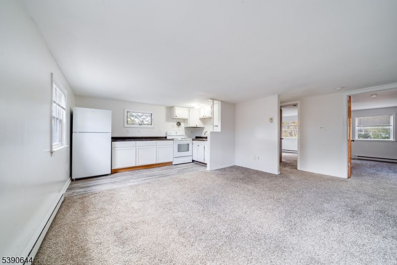 Empty room, Interior, Kitchen