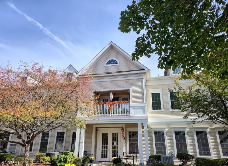 Exterior, Facade, Farmhouse