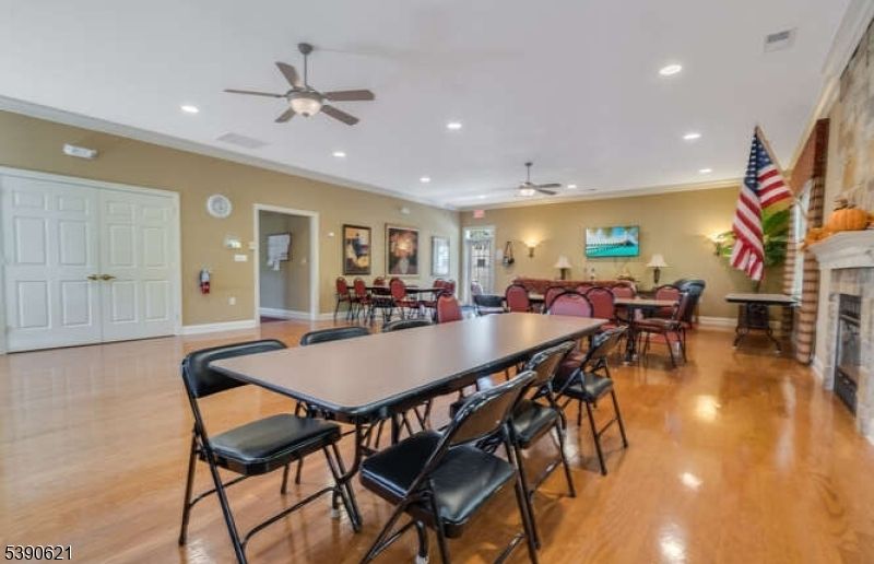 Dining room, Fireplace, Interior, Recessed Lighting, Wood Texture Flooring